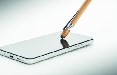 Logotrade reklaamkingituse foto: RENN bambusest pastapliiats